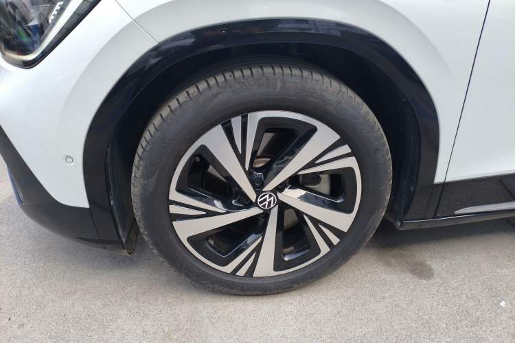 Used Volkswagen ID.6 CROZZ 2022 Long-Range PRO Edition
