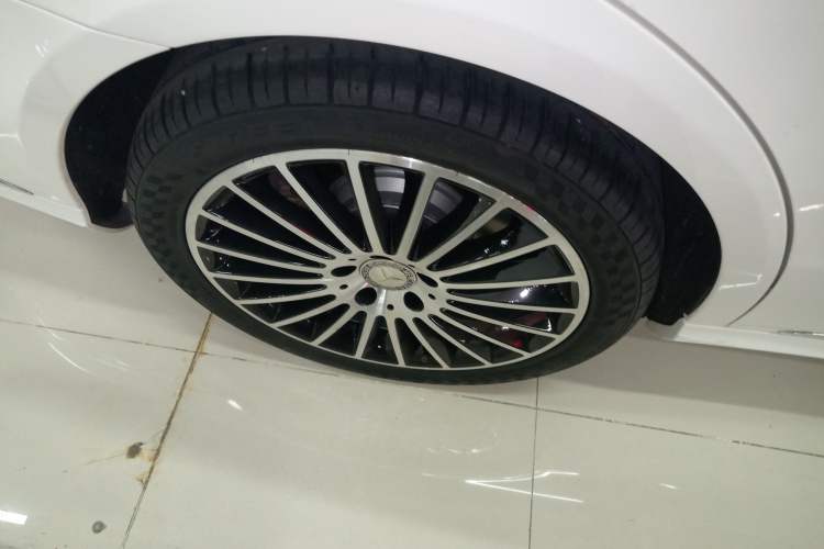 Used Mercedes-Benz E-Class 2015 Revised E 260 L
