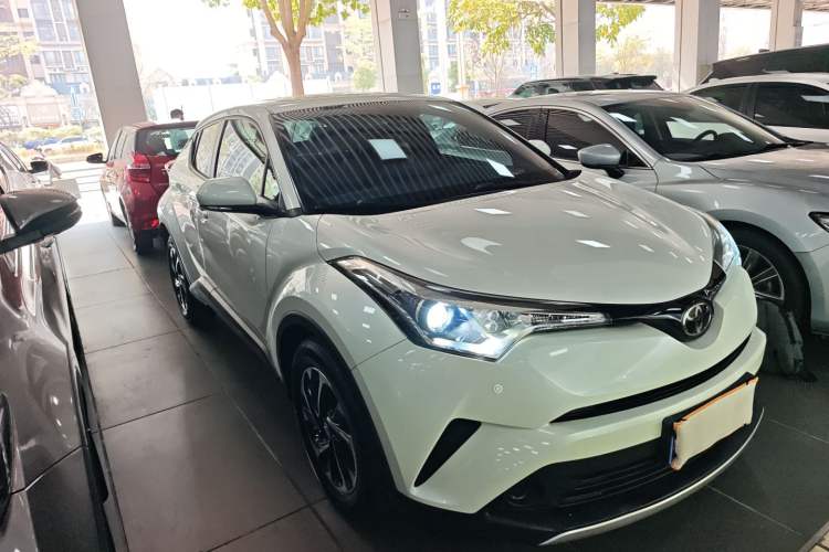 Used Toyota IZOA 2020 2.0L Enjoy Edition