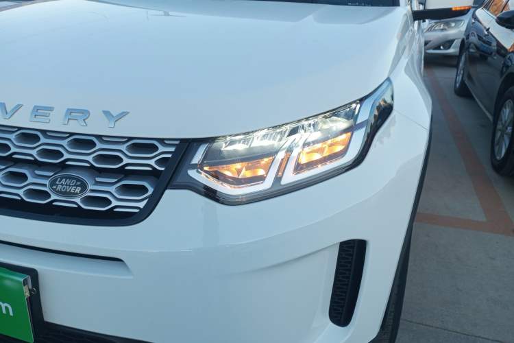 Used Land Rover Discovery Sport 2022 200 PS Family Edition 5 Seats