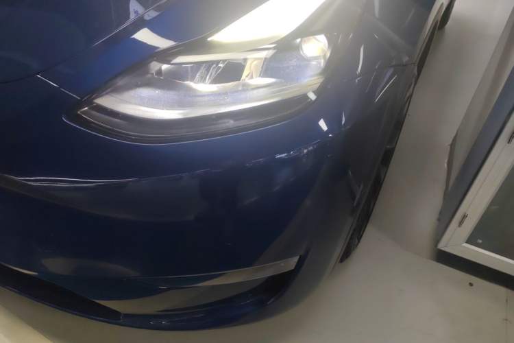 Used Tesla Model Y 2021 Long-Range All-Wheel-Drive Version
