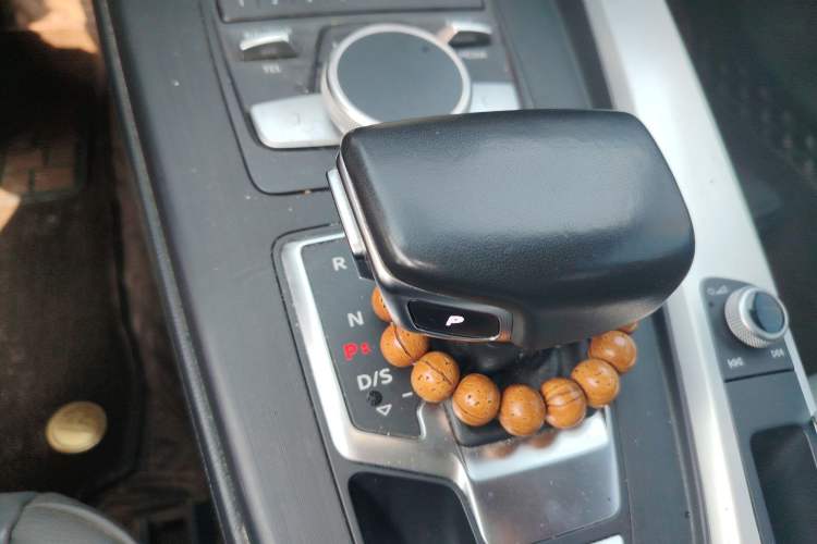 Used Audi A4L 2018 30th Anniversary Edition 40 TFSI Fashion Model