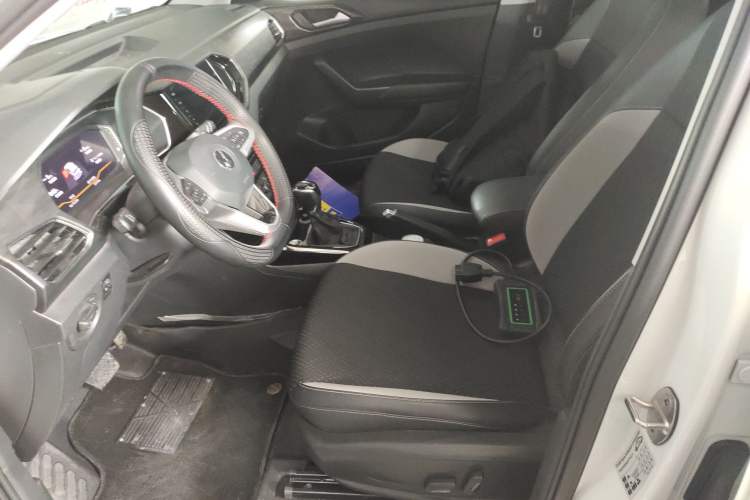 Used Volkswagen Tacqua 2020 1.5L Automatic Yue
