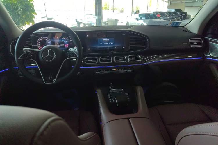 Used Mercedes-Benz GLE 2024 GLE 350 4MATIC Stylish Model
