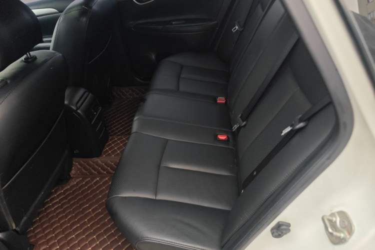 Used Nissan Sylphy 2014 1.6XV CVT Deluxe Edition