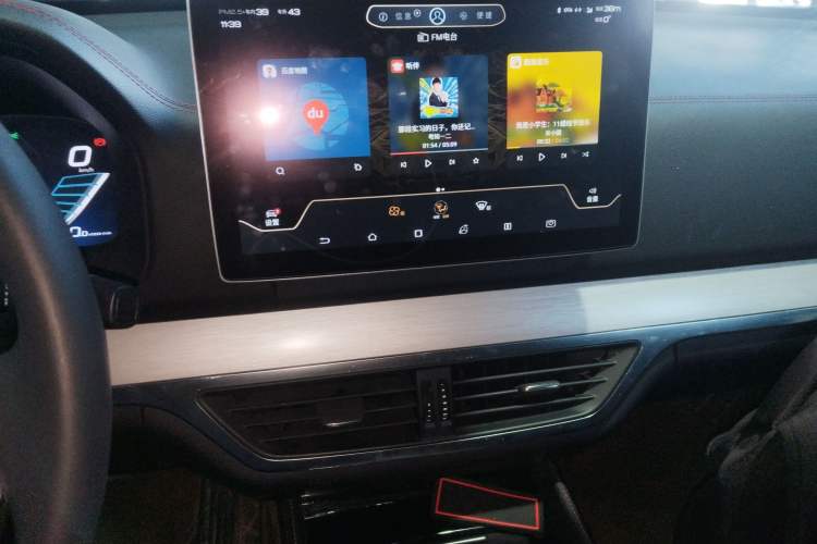 Used BYD Tang New Energy 2018 DM 2.0T All-Wheel Drive Smart Connectivity Luxury Model 7 Seats China V Emission Standard
