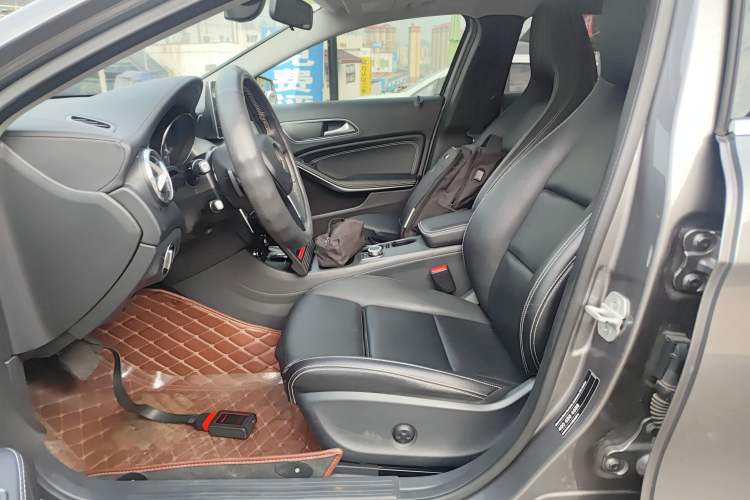 Used Mercedes-Benz GLA 2016 GLA 220 4MATIC Fashion Edition
