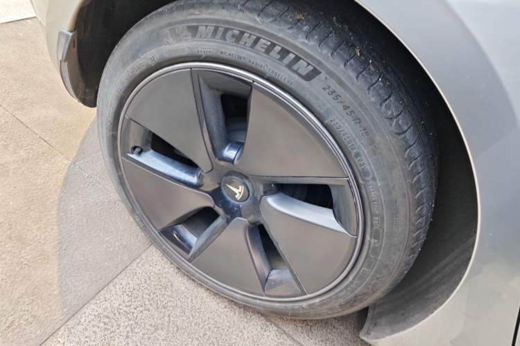 Used Tesla Model 3 2022 Rear-Wheel-Drive Version