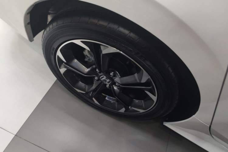 Used Honda Civic 2022 240TURBO CVT Dynamic Control Version
