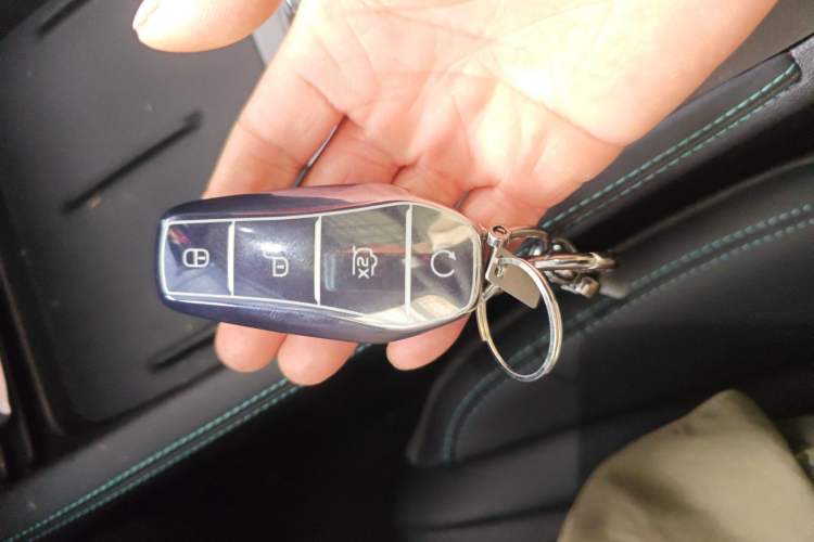 Used BYD Seal 06 New Energy 2024 DM-i 120KM Prestige Model
