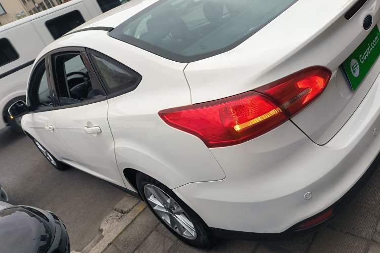 Used Ford Focus 2015 Sedan 1.6L Automatic Trend Model