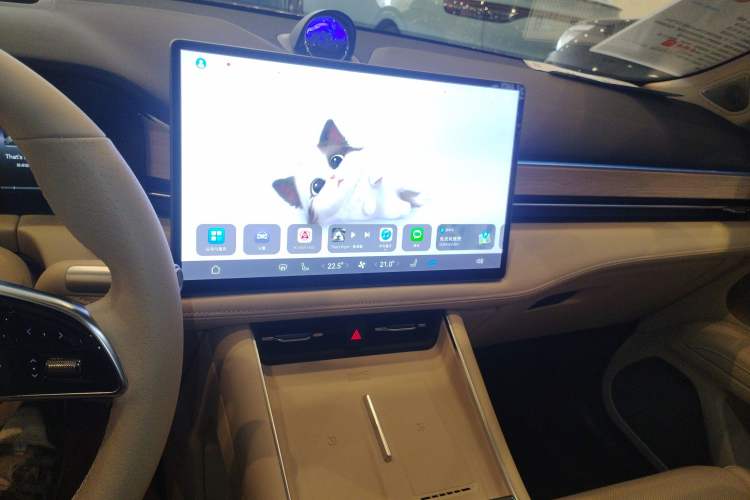 Used Hima AITO M5 2025 Extended-Range Ultra All-Wheel-Drive Version
