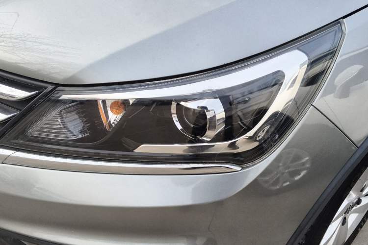 Used Baojun 310W 2017 1.5L Manual Fashion Model China V
