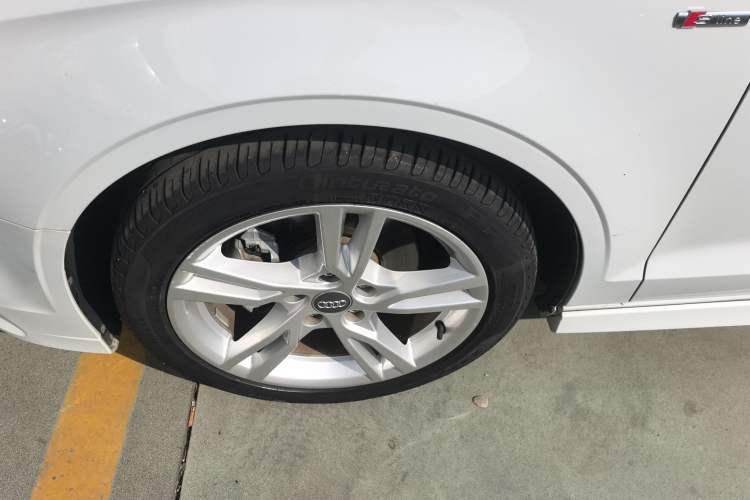 Used Audi A3 2020 Limousine 35 TFSI Fashion Edition China VI Emission Standard