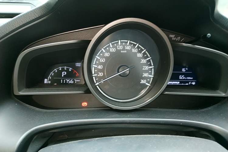 Used Mazda Mazda 3 Axela 2019 Cloud-Controlled Sedan 1.5L Automatic Luxury Model China VI Standard