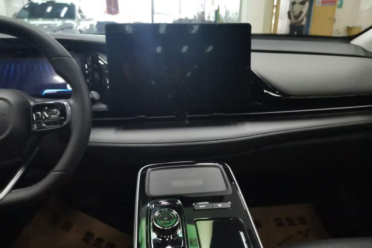 Used AION S Plus 2022 80 Tech Edition
