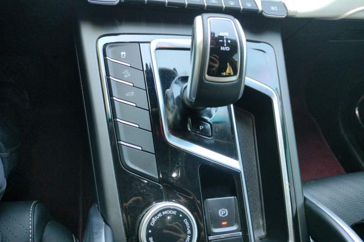 Used Geely Auto Emgrand X7 Sport 2022 Boyue X 1.8TD DCT ZhiZun Edition