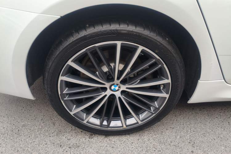 Used BMW 5 Series 2023 530Li Leading Model M Sport Package
