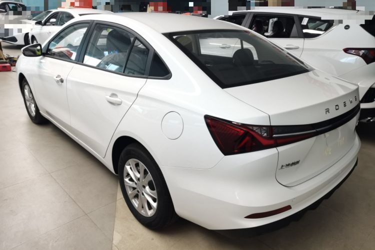 Used Roewe i5 2026 Model 1.5L Manual Comfort Version