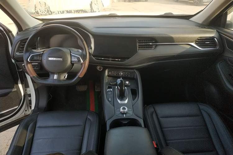 Used Haval F7 2019 2.0T Four-Wheel Drive iJoy China V Standard

