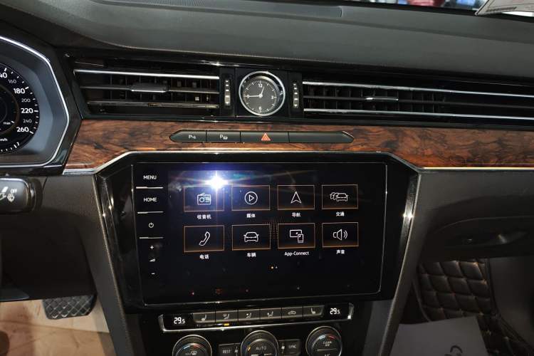 Used Volkswagen Magotan 2018 380TSI DSG Prestige Model
