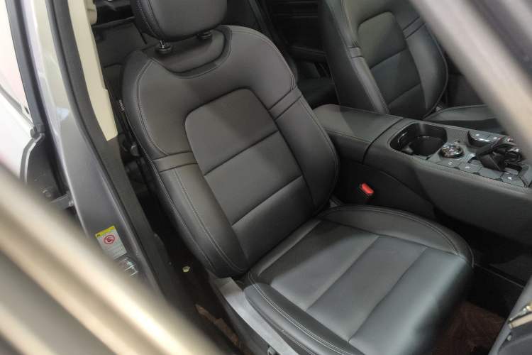 Used Haval  2023 2.0T Two-Wheel Drive Chaoye Version Plus
