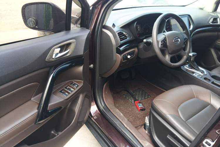 Used GAC Trumpchi GS4 2017 235T G-DCT Two-Wheel Drive Elite Edition