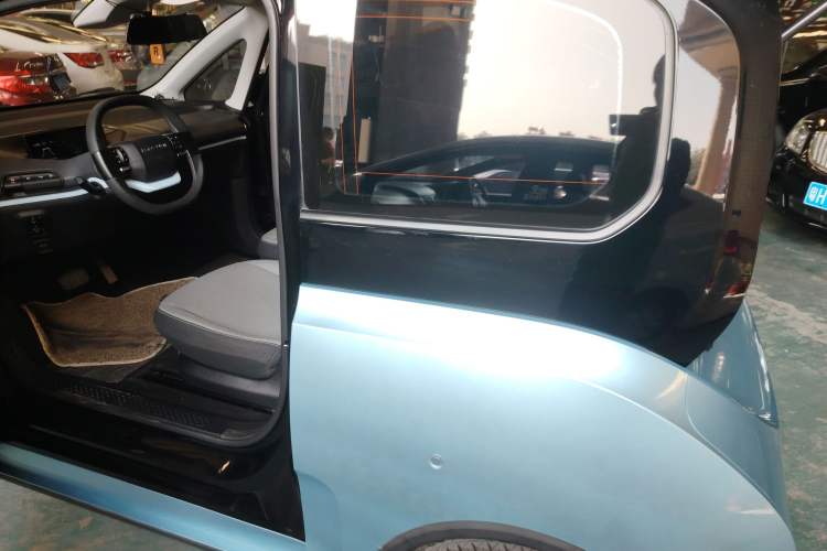 Used Baojun E300 2020 Plus Interstellar Future Edition
