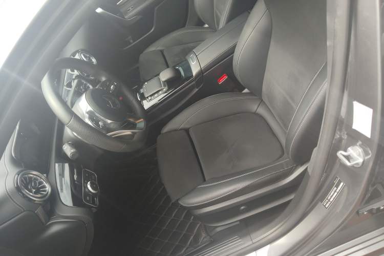 Used Mercedes-Benz A-Class 2022 A 200 L Sport Sedan Fashion Model