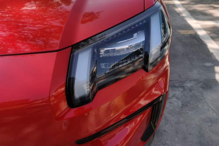 Used AION V 2024 Aion Tyrannosaurus 650 LiDAR Edition
