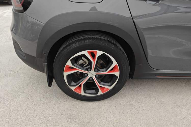 Used Lynk & Co 02 2018 1.5T DCT Two-Wheel Drive Zhaopu Version China V Standard