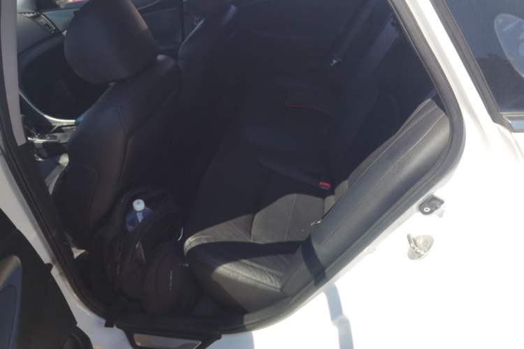 Used Hyundai Sonata 2013 2.4L Automatic Luxury Version China IV Standard
