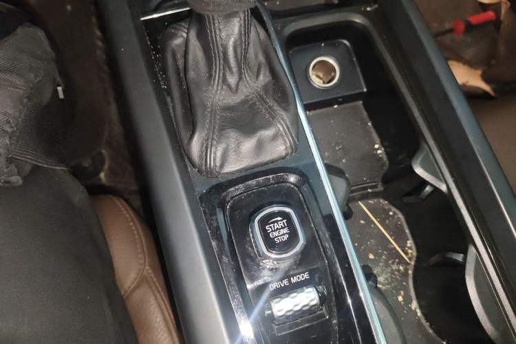 Used Volvo XC60 2019 T5 4x4 Smart Edition China VI Standard