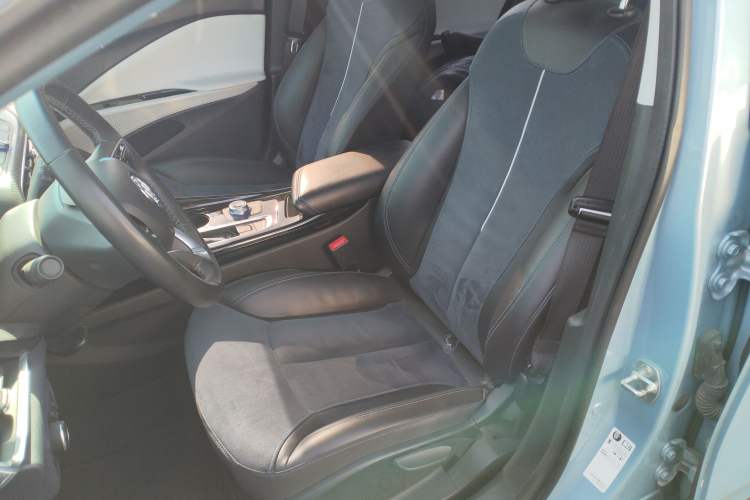 Used Buick Velite 6 2020 Plug-in Hybrid Connected Smart Model