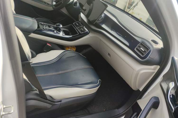 Used BYD Qin PLUS 2023 Champion Edition DM-i 120KM Beyond Model
