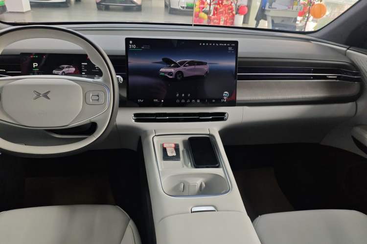 Used XPeng G6 2025 625 Long-Range Max Flagship Edition
