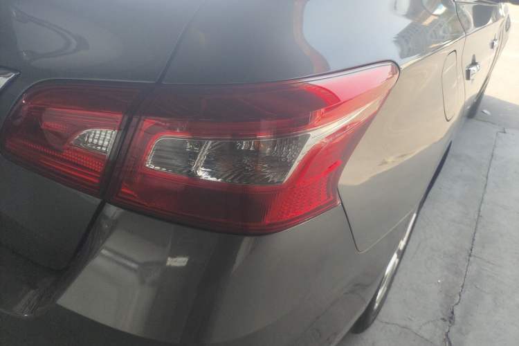 Used Nissan Sylphy 2019 1.6XV CVT Smart Connect Luxury Edition China VI Standard