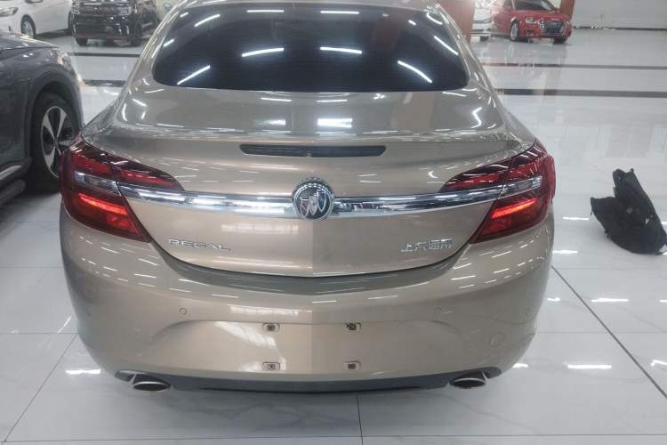 Used Buick Regal 2015 2.0L Leading Fashion Edition
