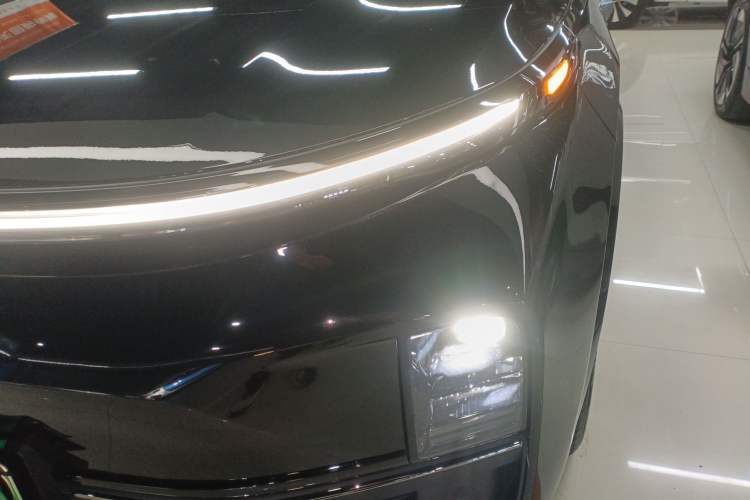 Used Li Auto L8 2023 Air model