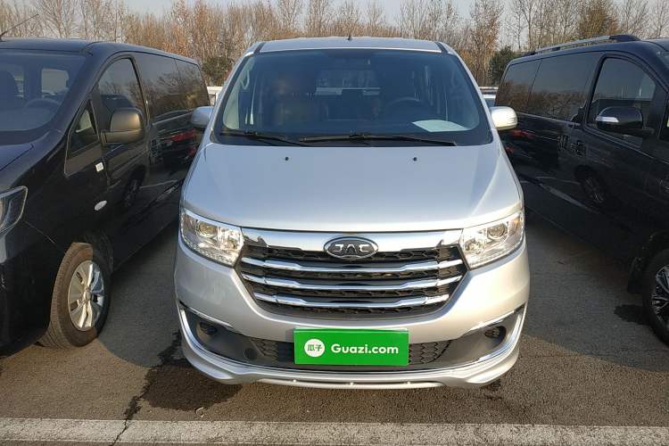 Used  M3 2023 1.8L 7/8-Seater Comfort Edition