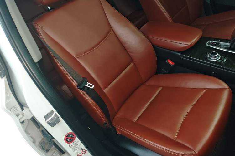 Used BMW X3 2013 Facelifted xDrive20i Luxury Edition