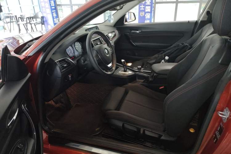 Used BMW 2 Series 2018 220i Sport Design Package
