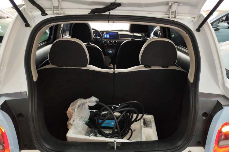 Used ORA Black Cat 2022 351 km Comfort Version Ternary Lithium
