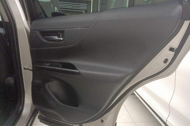 Used Toyota Venza 2022 2.0L CVT Two-Wheel Drive Prestige Edition
