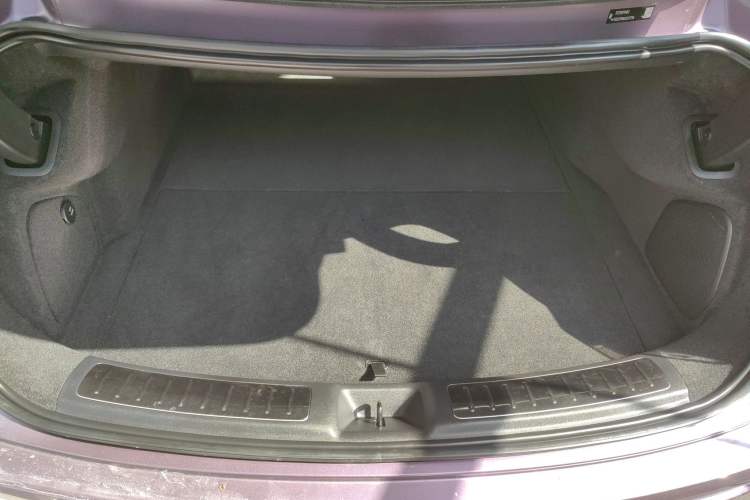 Used Hima Luxeed S7 2025 855 km Max
