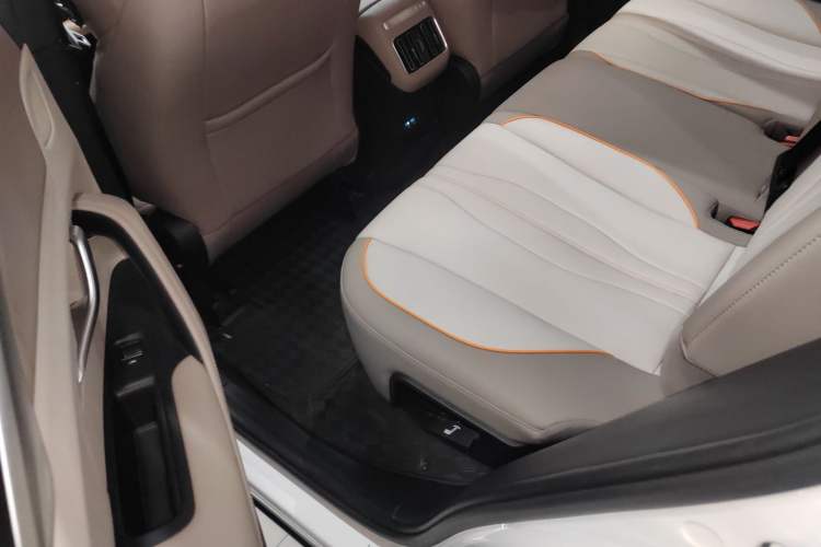 Used BYD Song Pro New Energy 2023 Champion Edition DM-i 71KM Navigation Model