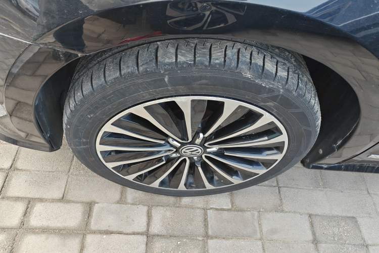 Used Volkswagen Passat 2017 330TSI DSG Prestige Edition
