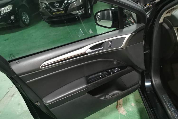 Used Ford Mondeo 2013 2.0L GTDi 200 Fashion Edition
