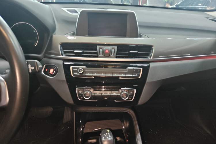 Used BMW X1 2018 sDrive18Li Luxury Model
