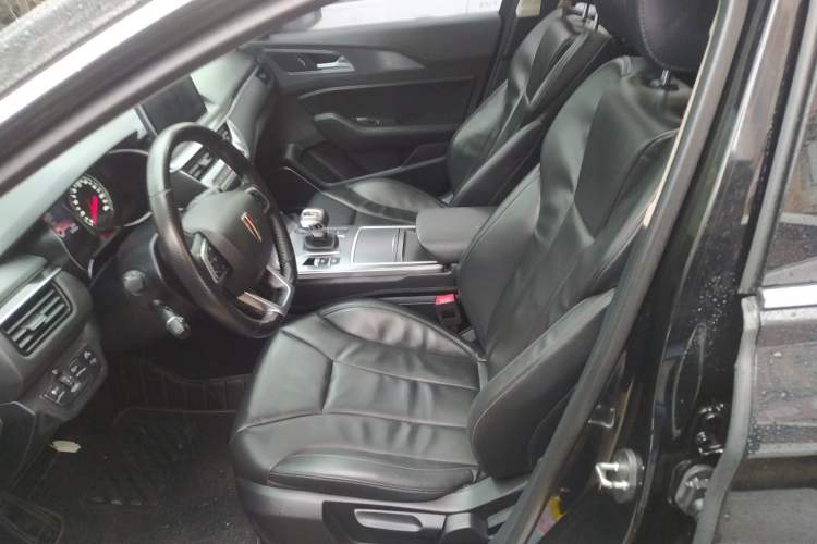 Used Hongqi H5 2022 Classic Model Facelift 1.5T DCT Qiyun Edition
